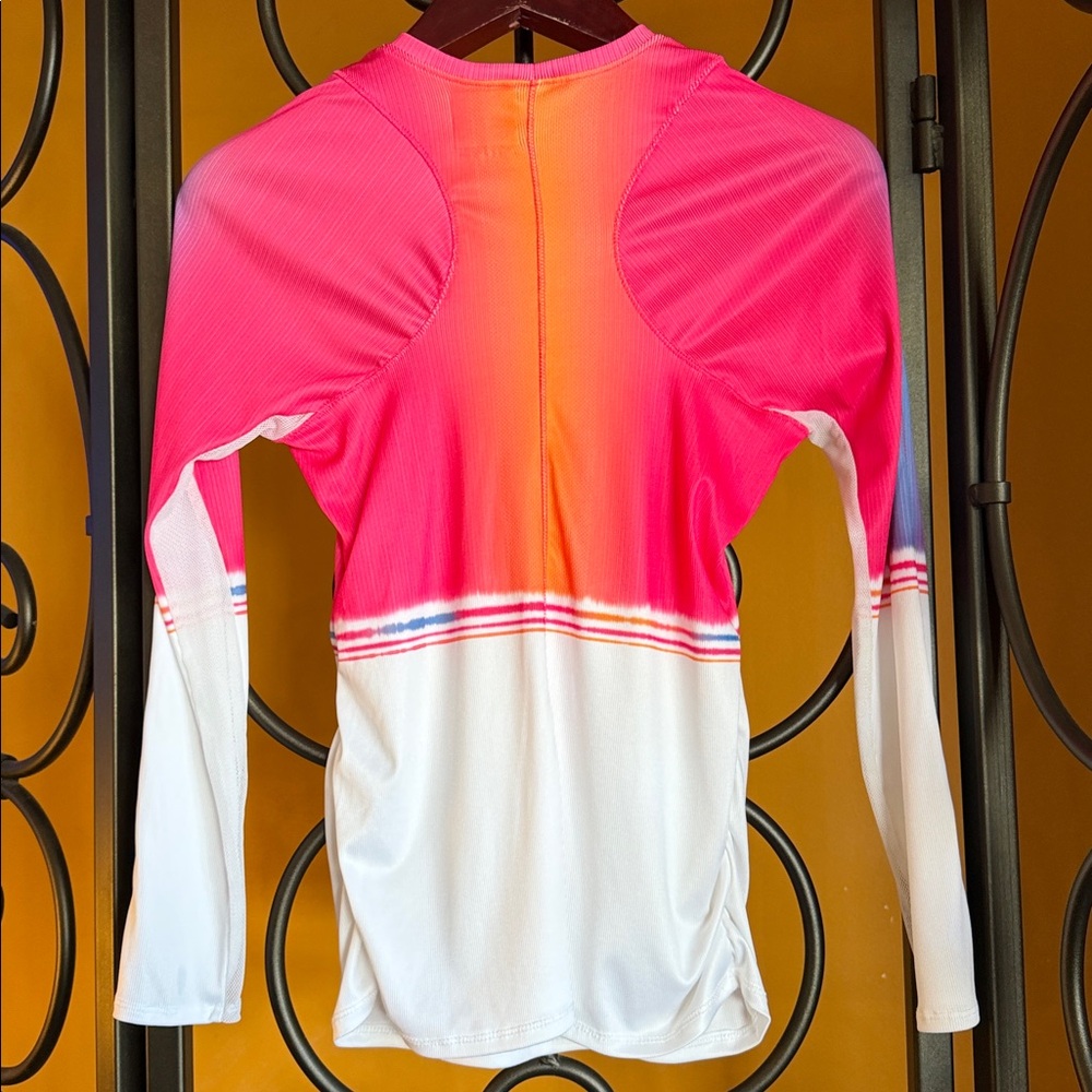 LUCKY IN LOVE Shockin' Classics Radiance Long Sleeve Top - Picture 3 of 13